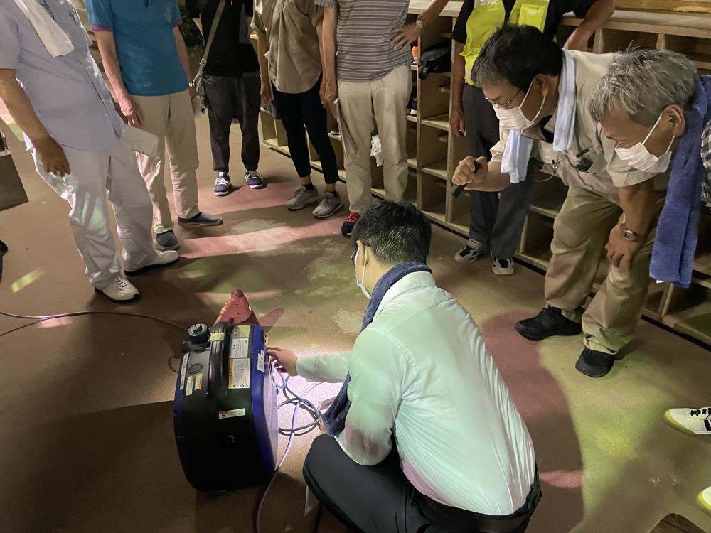 発電機