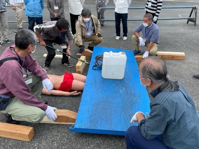 重量物持ち上げ