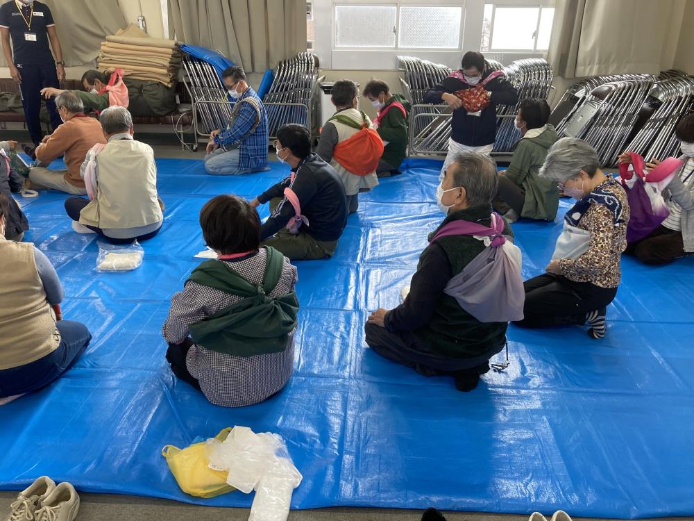 風呂敷で簡易バッグ作り