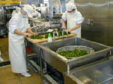 調理作業風景の画像