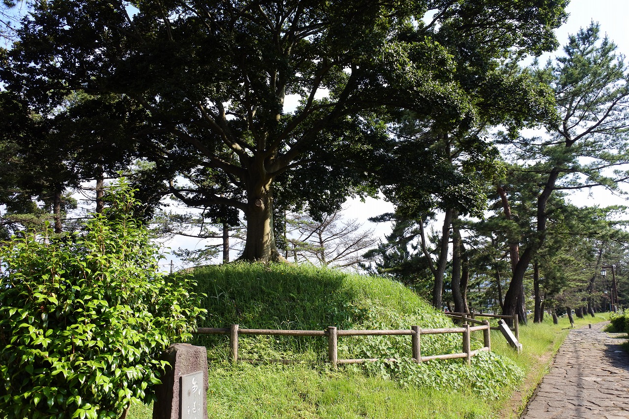 箱根旧街道一里塚の画像