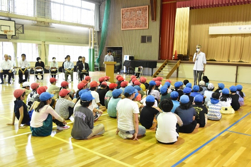 西小学校バリアフリー教室（講話）