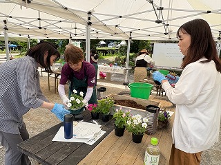 R7ハンギングバスケット第1回写真1