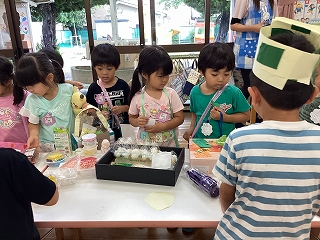 写真：お店屋さんごっこ