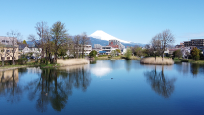 冬の中郷温水地写真