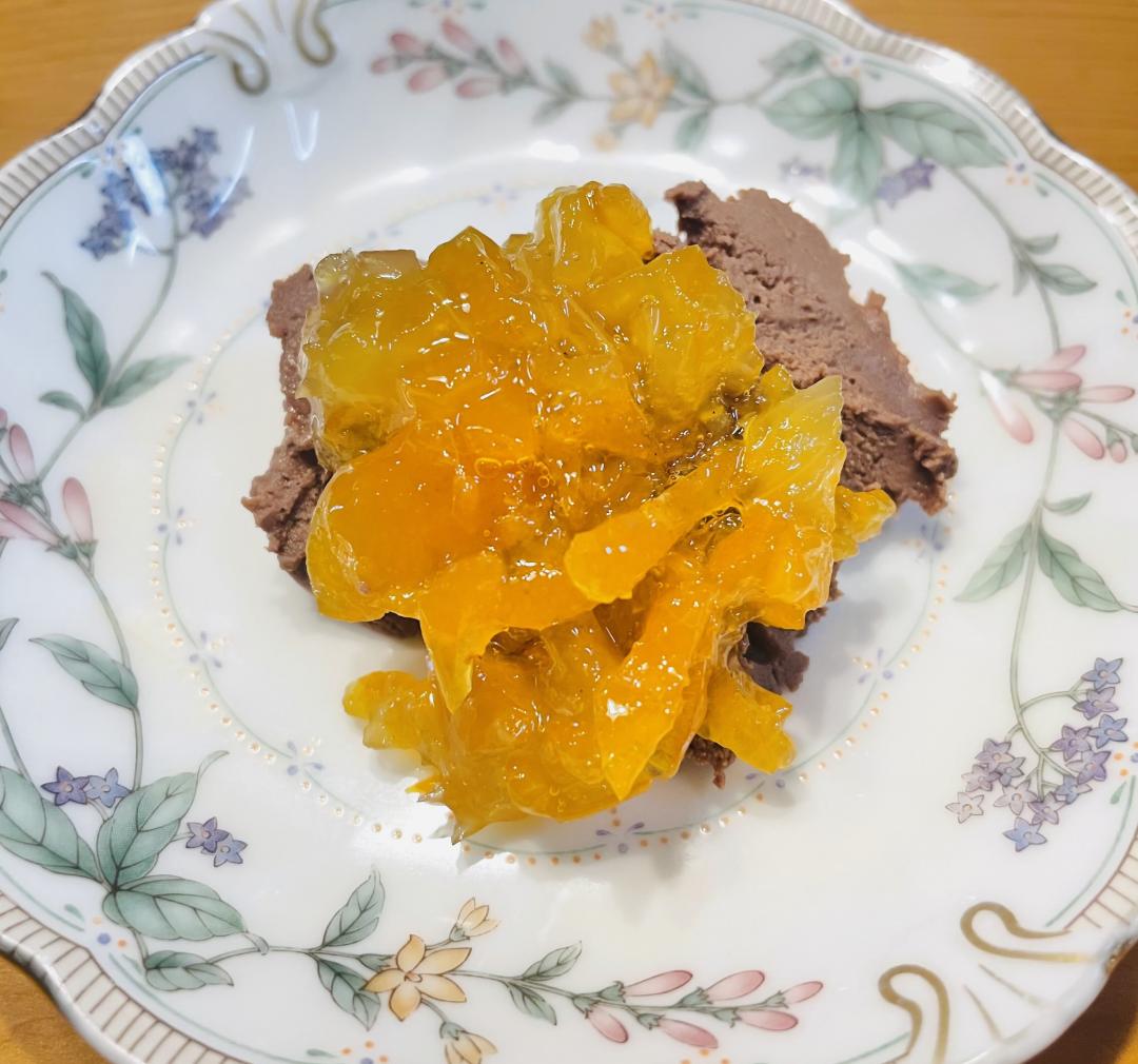 生チョコの金柑ソースがけ